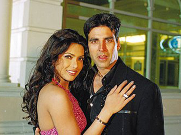 Akshay Kumar And Priyanka Chopra - Bollywood Bubble (246200)