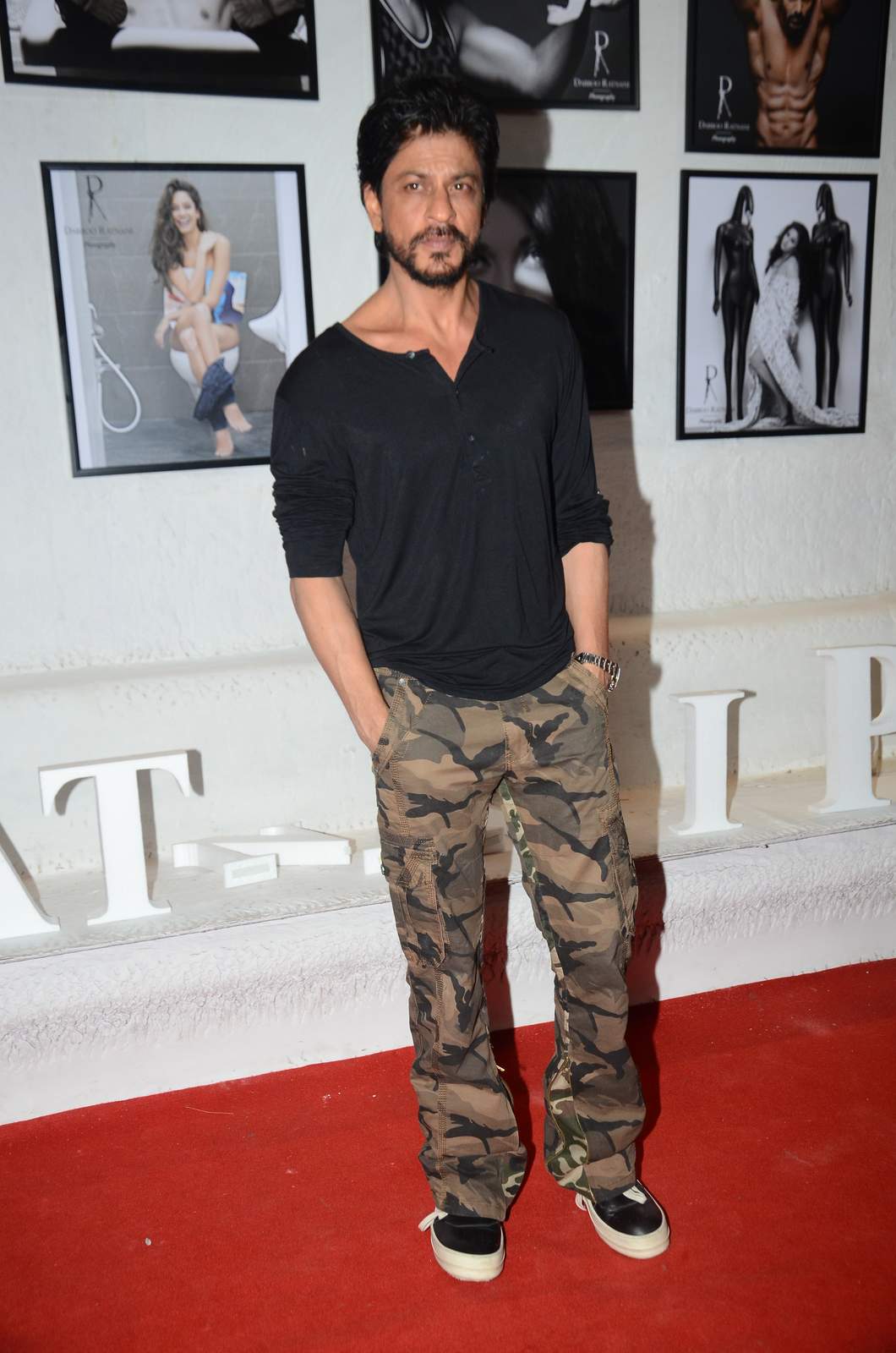 Hey, Shah Rukh Khan! What's with your obsession over military pants