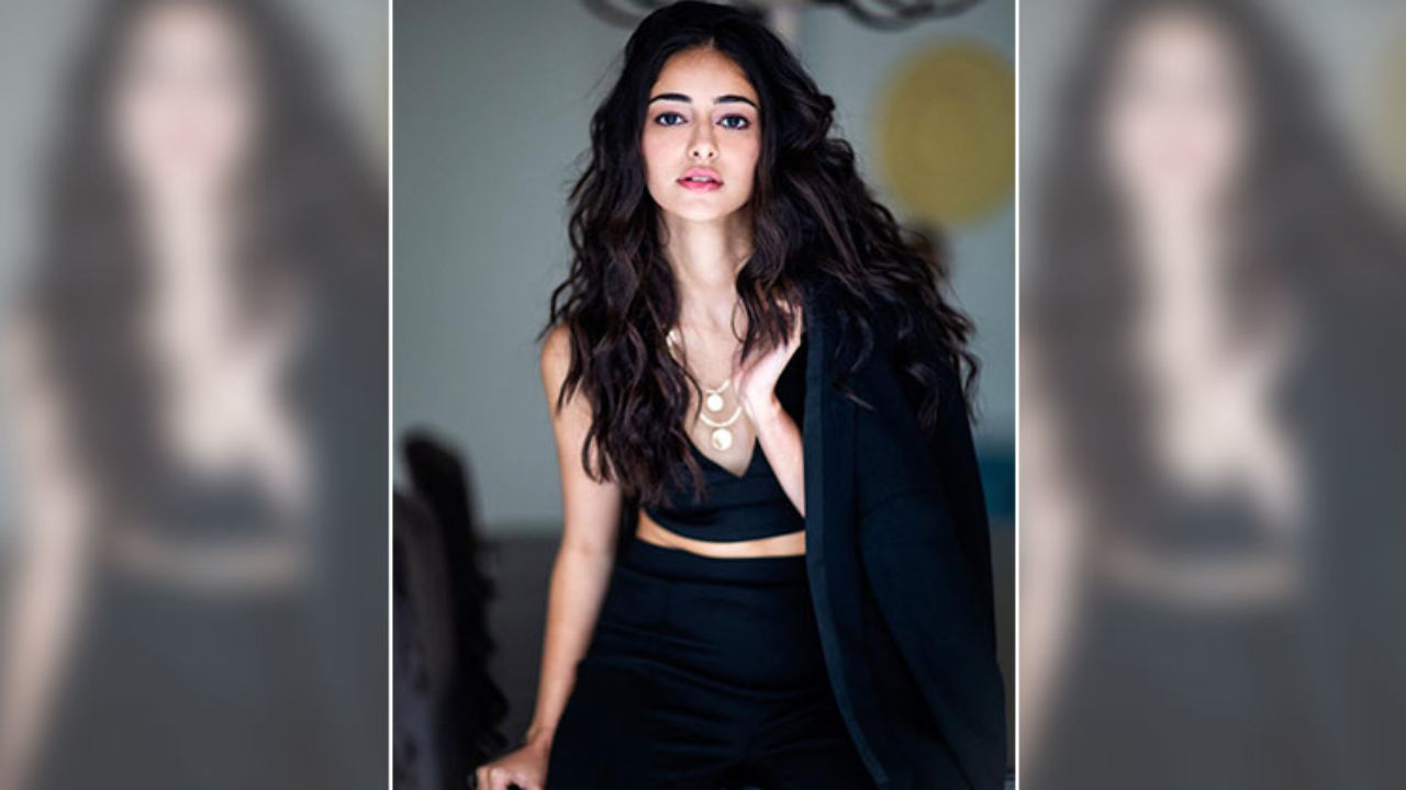 Wow Ananya Panday Clocks 1 Million Followers On Instagram