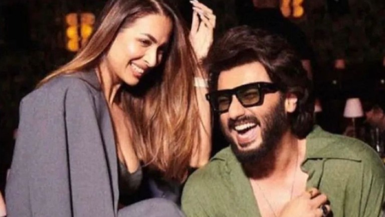 Malaika Arora tells Arjun Kapoor ‘your smile brightens my day’ as she drops happy photos