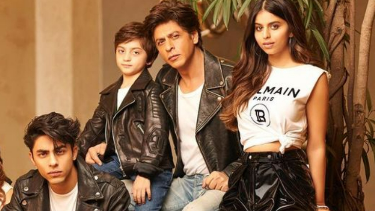 shah rukh khan, shah rukh khan family, aryan khan, suhana khan, abram khan