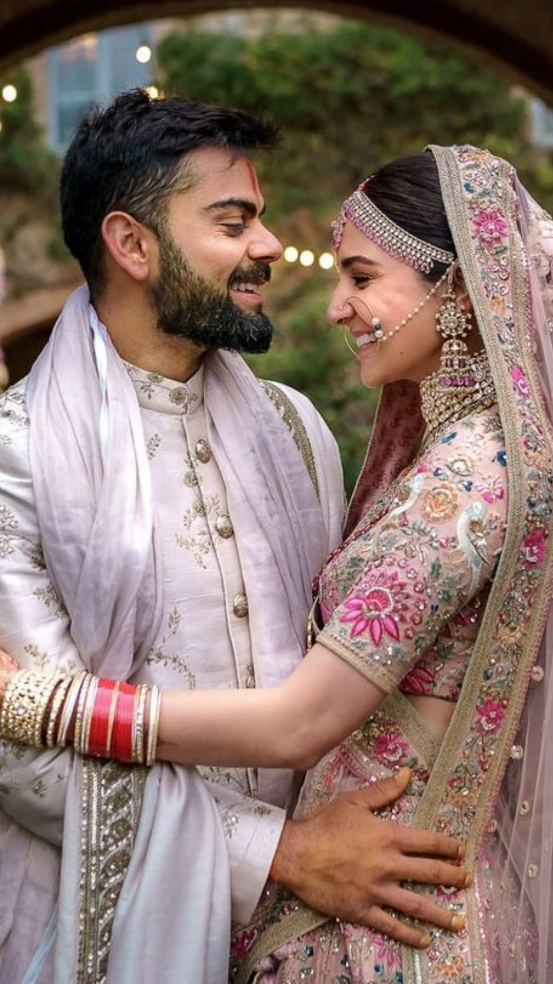 Virat Kohli and Anushka Sharma wedding pics