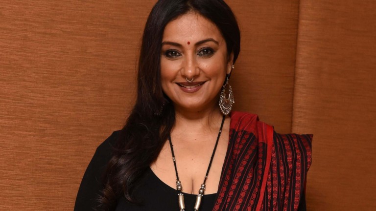 divya dutta, indigo, divya dutta indigo,