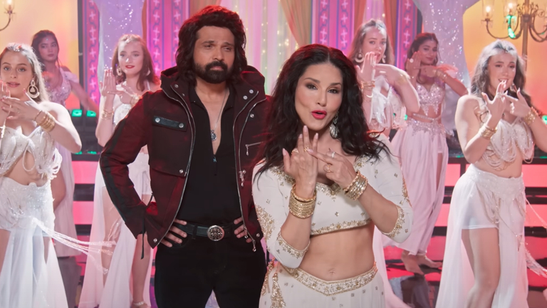 badass ravi kumar, himesh reshammiya, sunny leone,